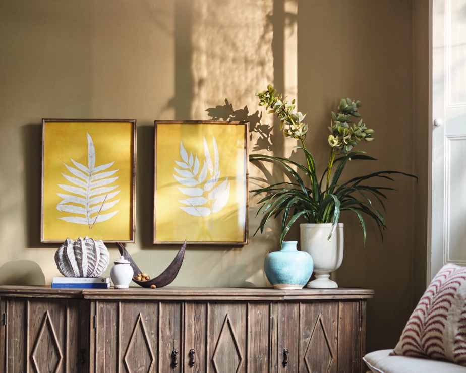 Vases & Decorative Objects
