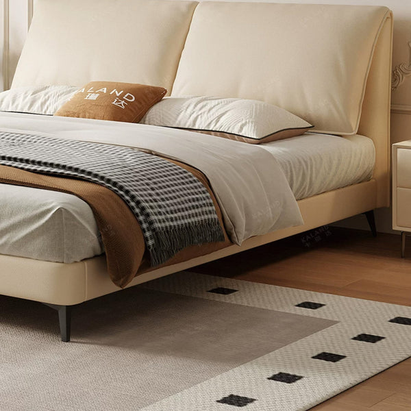 Minimalist Elephant Ear Bed