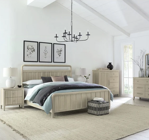 Coastal Shiplap Solid Wood Platform Bed in Cerused Oak