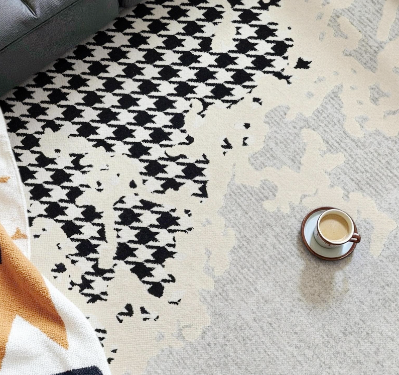 Timeless Abstract Distressed Area Rug | High-Low Textured Vintage Modern Carpet