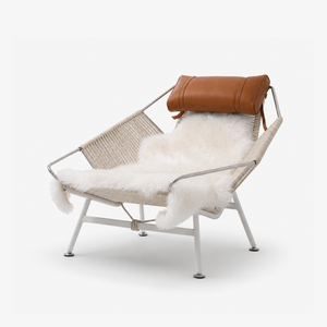 White Coated Steel Frame Rope Deck Chair - Comfortable Lazy Lounge Chair with Faux Fur Cushion - Minimalist Salon Settee with Tan Leather Pillow