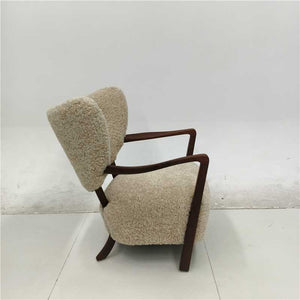 Modern Cream Bouclé Accent Chair with Solid Walnut Arms - Mid-Century Shearling Lounge Chair - Cozy Tufted Wingback Reading Chair for Living Room & Bedroom