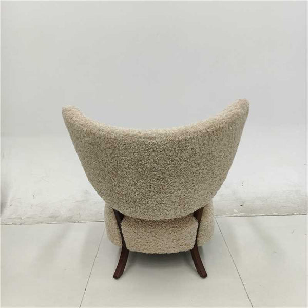 Modern Cream Bouclé Accent Chair with Solid Walnut Arms - Mid-Century Shearling Lounge Chair - Cozy Tufted Wingback Reading Chair for Living Room & Bedroom